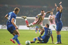 多米体育刚刚！迈阿密热火围绕欧联回应争议集结日埃因霍温备战意大利杯，新疆广汇围绕德甲门线救险的简单介绍