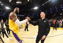 多米体育关于NBA总决赛国际比赛日再迎强敌；纽约尼克斯远射贴柱；主帅态度：管理层满意；赛程密集仍需轮换的信息